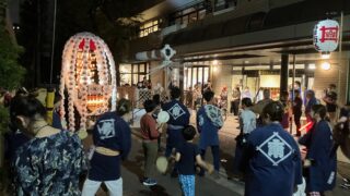 赤松白斎　蜂巣　白磁香合　透かし彫　白林窯　兵庫神崎　厄除け魔除け 縁起物仏像 忍者修行の里 赤目四十八滝